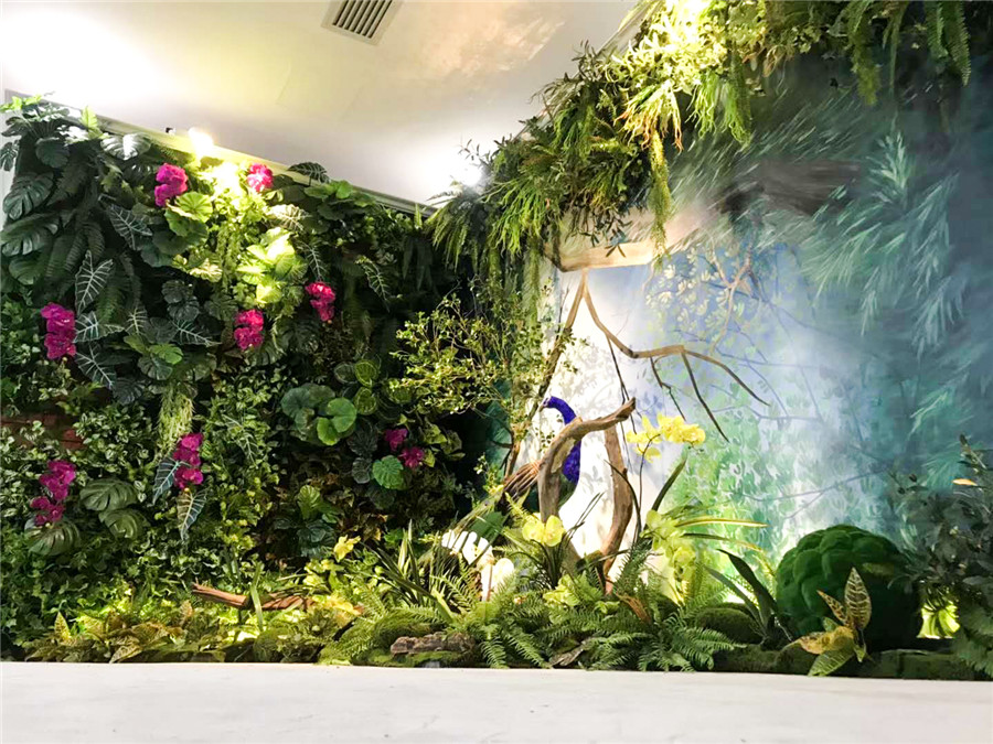 仿真植物会掉色吗？仿真植物耐候性分析