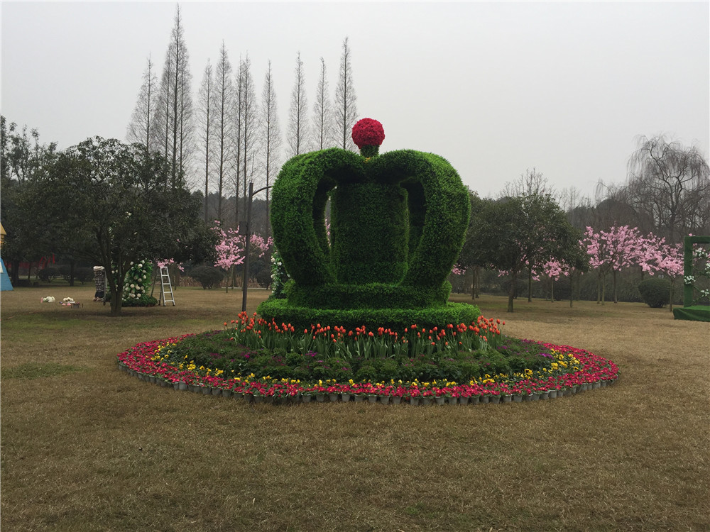 怎样设计一个低维护的绿化形象墙